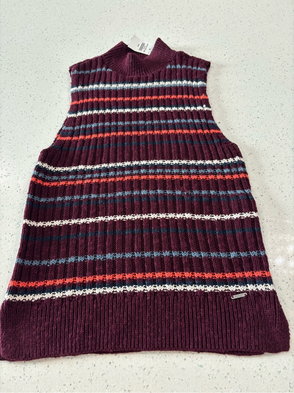 Abercrombie & Fitch Burgundy Size   Small Striped Sleeveless Cardigan maroon
